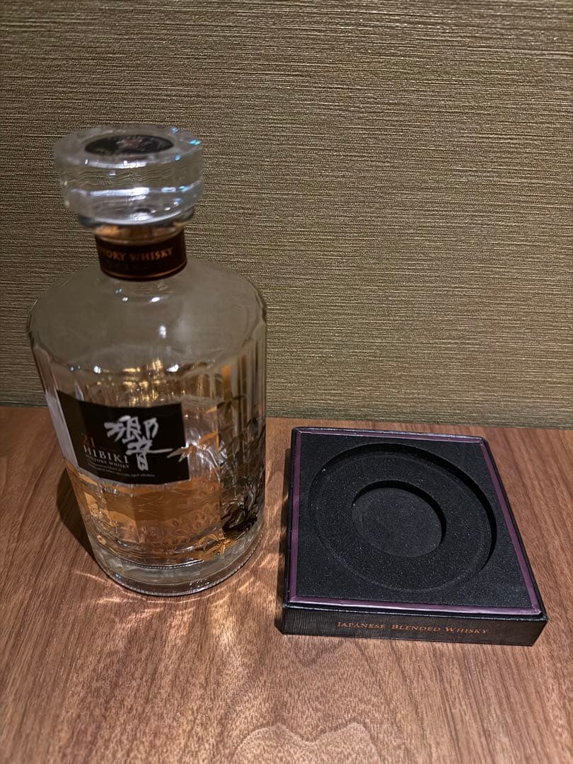 サントリー響21年　花鳥風月　空瓶(箱土台のみ)