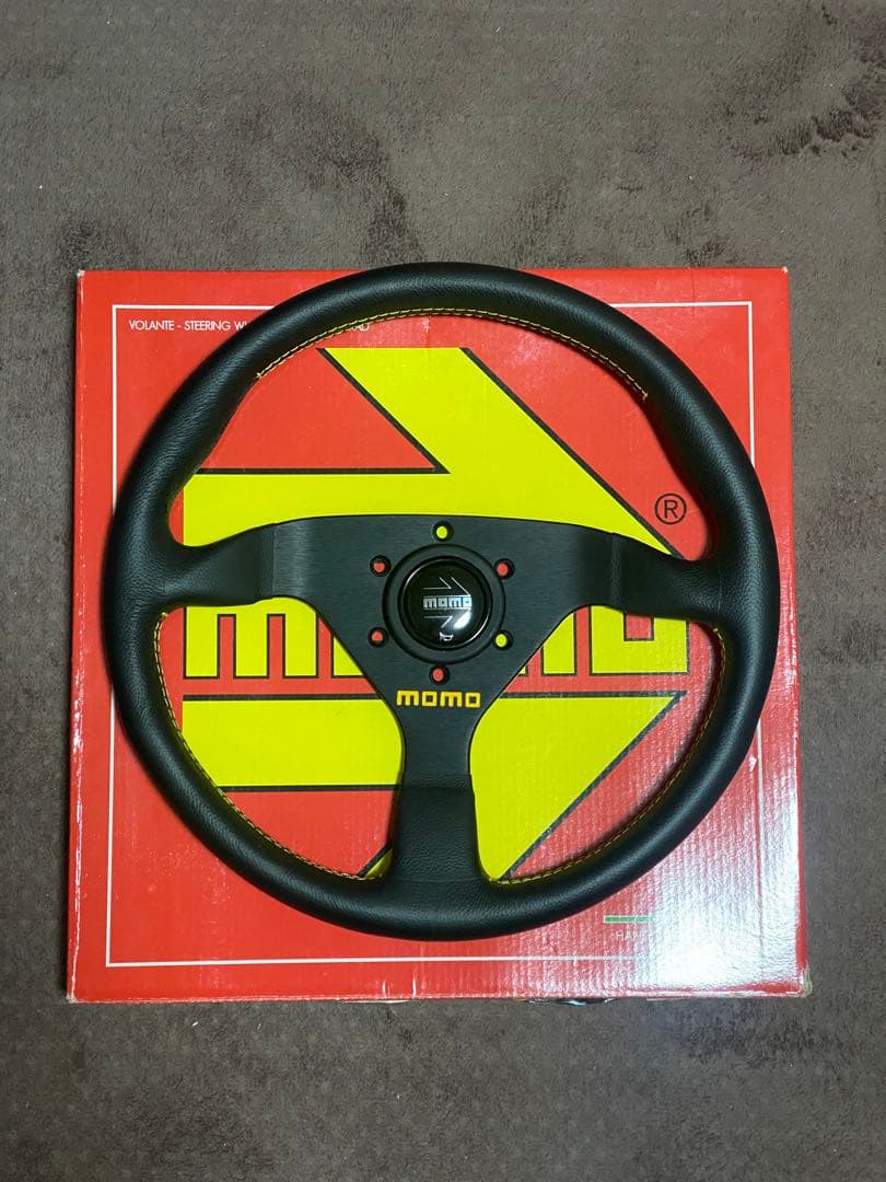 モモ ヴェローチェ 32パイ