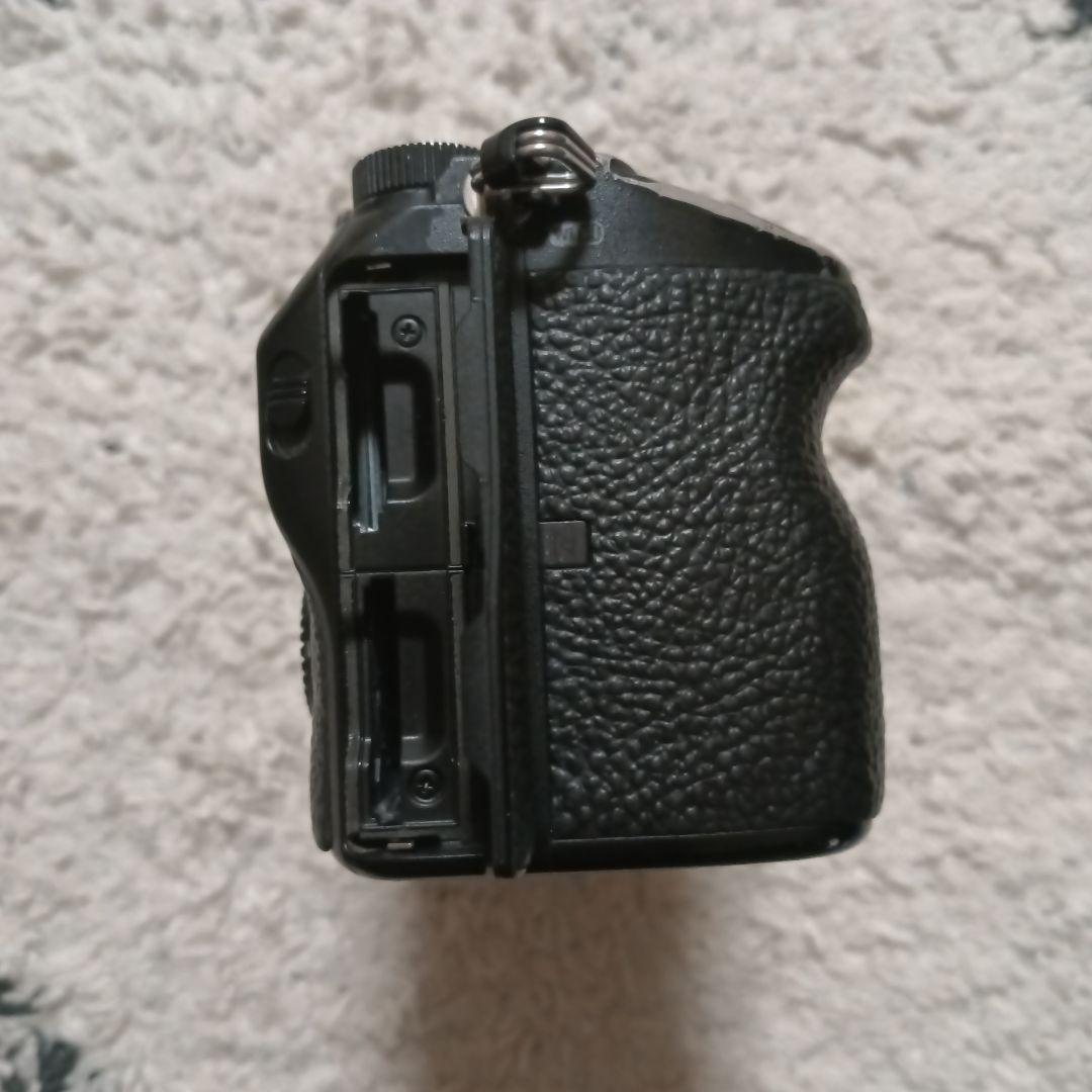 ジャンク品 Sony α7 III ミラーレス一眼カメラ