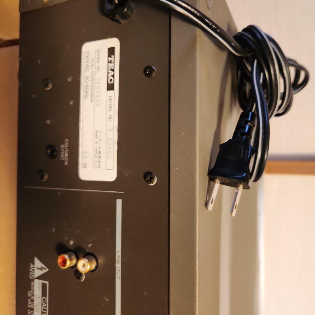 TEAC　カセットデッキV-6030s