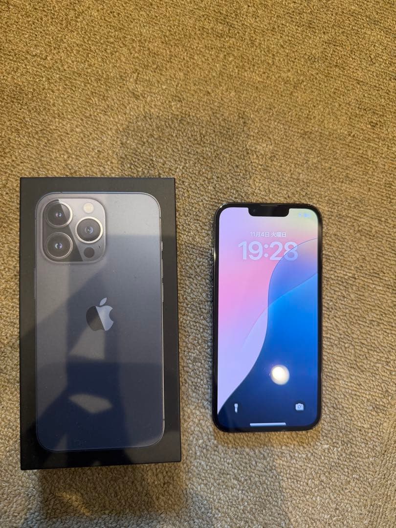 Apple iPhone 13 Pro グラファイト 128GB本体SIMフリー