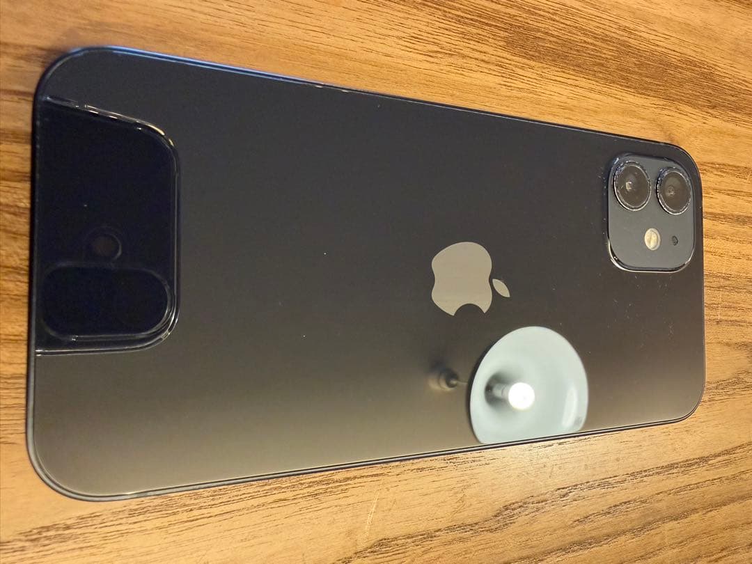 【中古】Apple iPhone 12 ブラック 本体【SIMロック解除済】