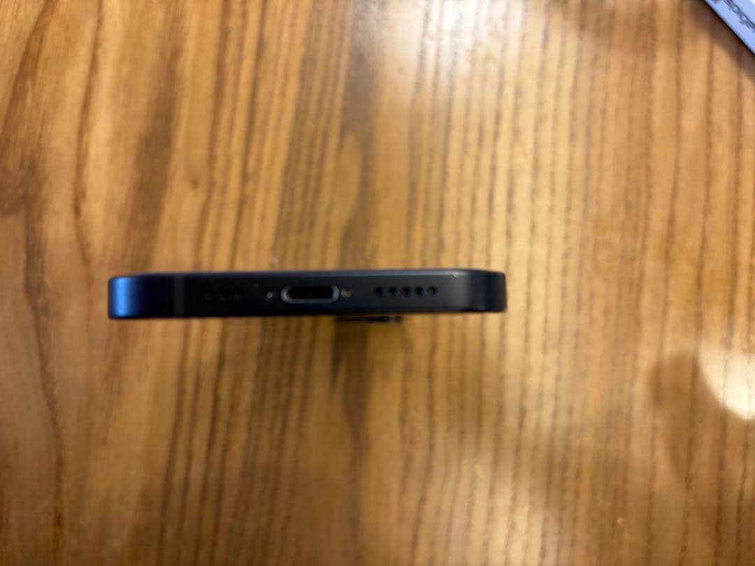 【中古】Apple iPhone 12 ブラック 本体【SIMロック解除済】