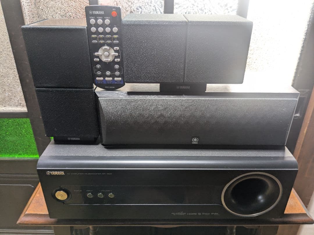 YAMAHA SR-300 サブウーファーアンプ サラウンドシステム