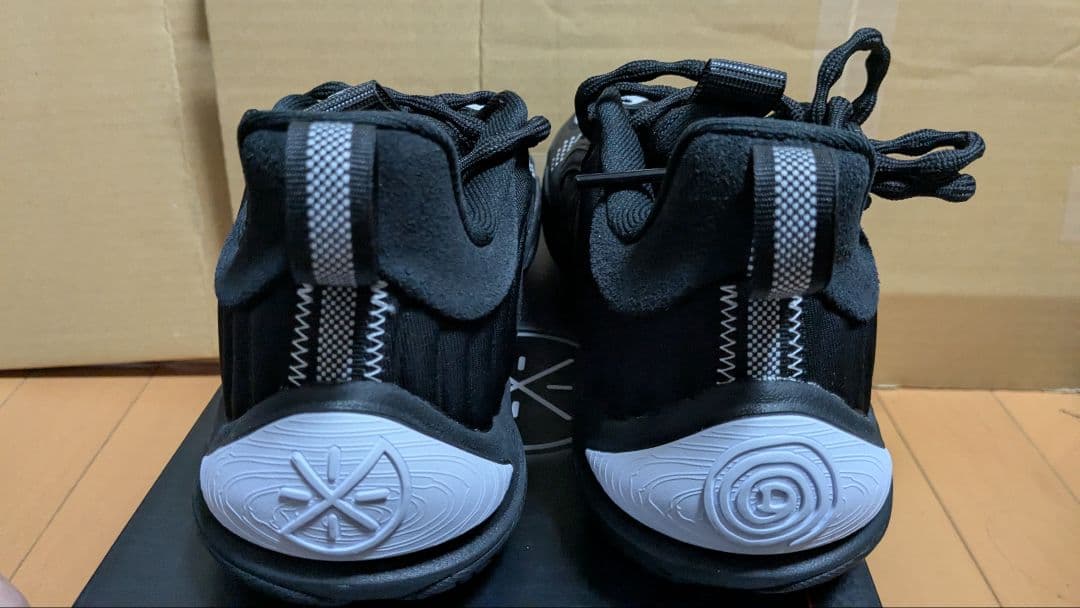 Wade Ice Blood 2 V2 サイズUS9.5 アイスブラッド2