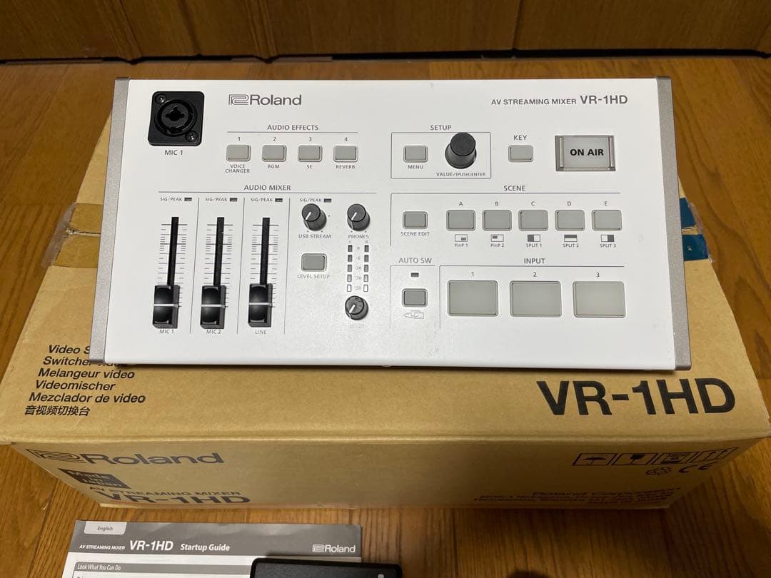 【中古良品】Roland AVストリーミングミキサー VR-1HD