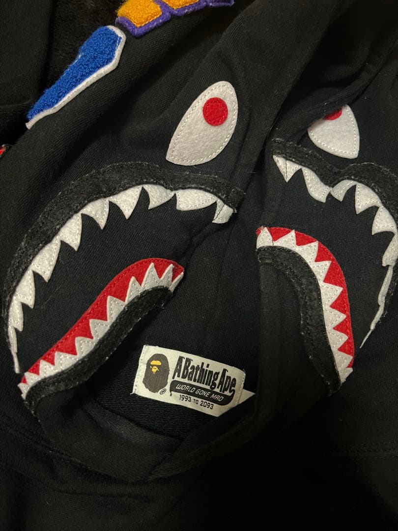 A Bathing Ape シャークパーカー