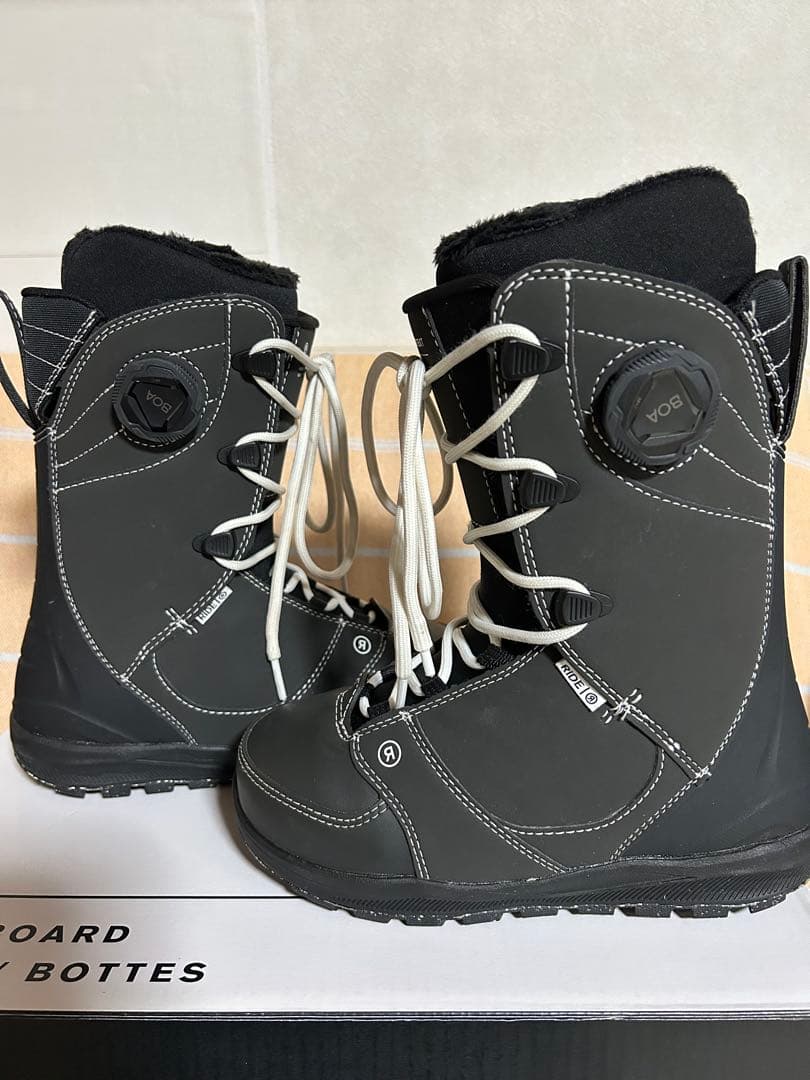 美品!!RIDE スノーボードブーツ ブラック 女性用