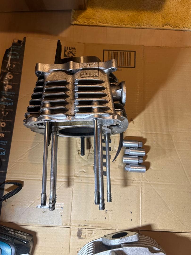 2010年、SR400.シリンダー、ヘッド 、