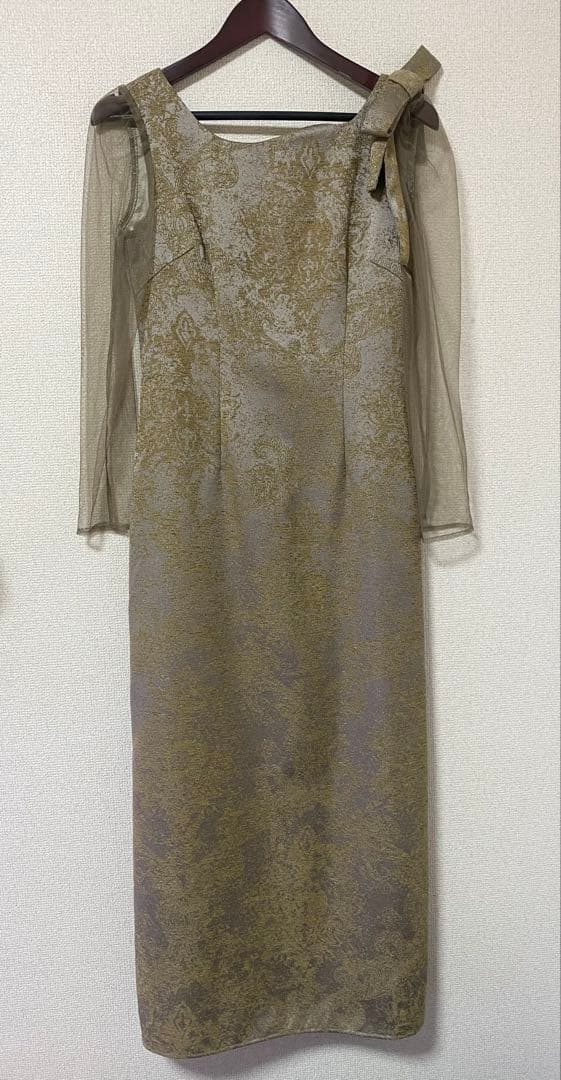 LE’RURE Shoulder ribbon jacquard dress