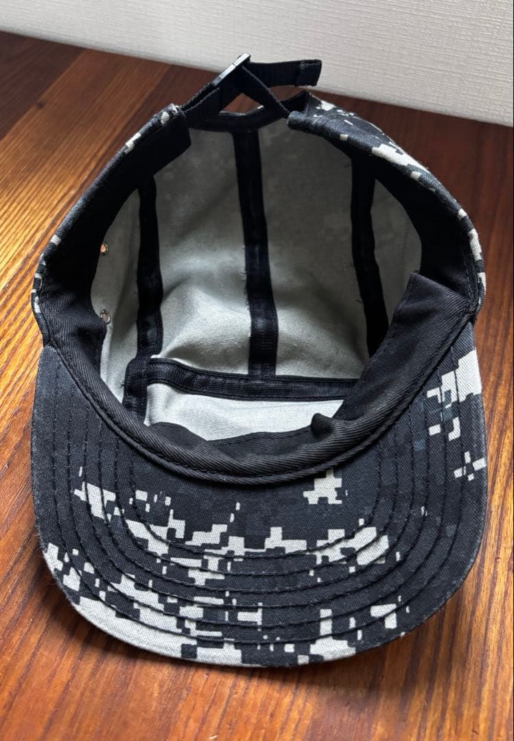 Supreme 迷彩キャップ　デジカモ