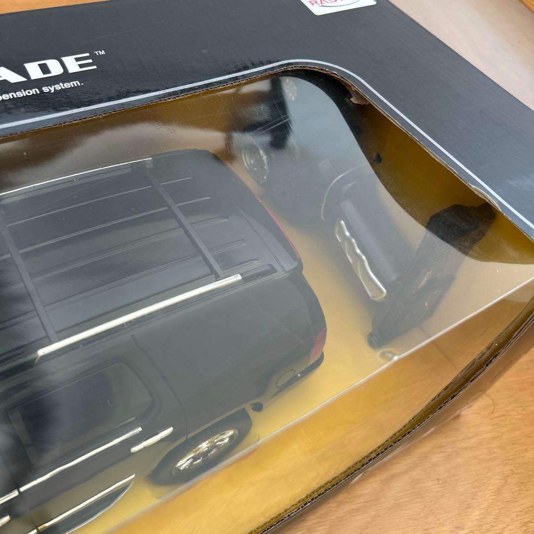 Cadillac Escalade R/C 1/14スケール 未使用