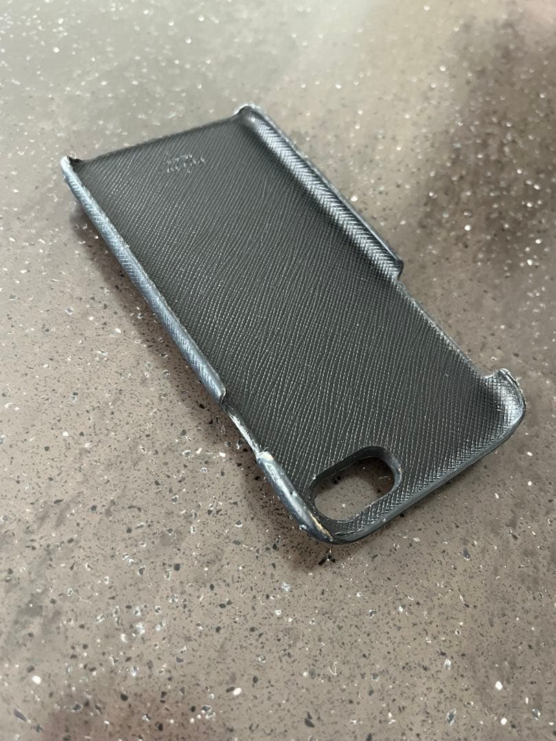 Yoshio Izawa【正規品】PRADAプラダiPhoneケース