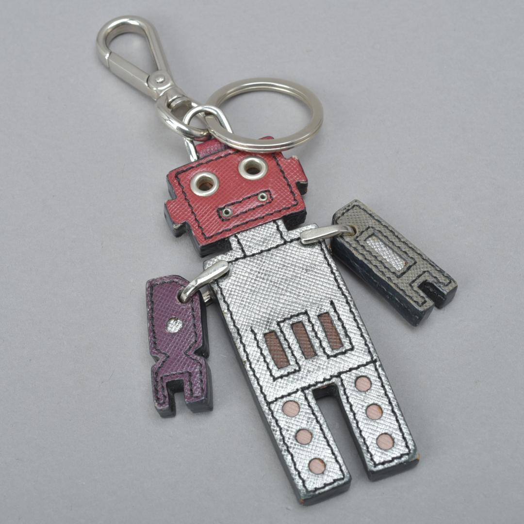 ☺*︎様 美品 PRADA プラダ ロボットチャーム キーホルダー 2AR240
