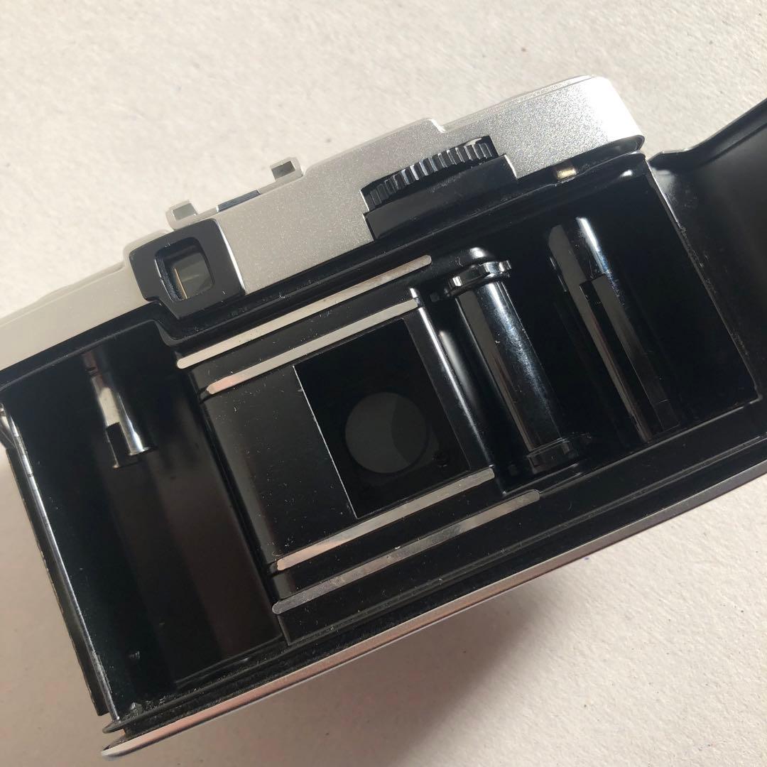 クラシックカメラ Olympus Pen EE-2 フィルムカメラ