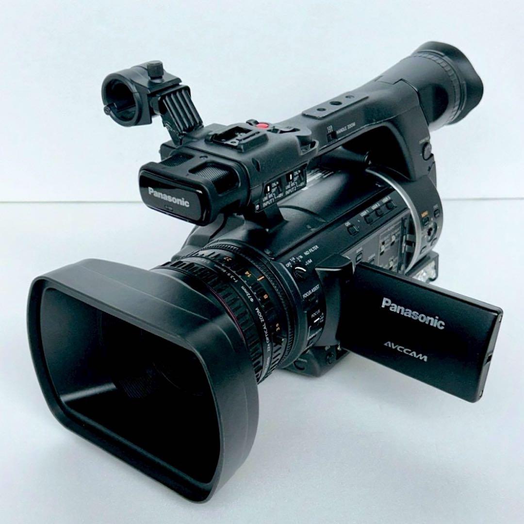 Panasonic AG-AC160 業務用ビデオカメラ バッテリー4個付き