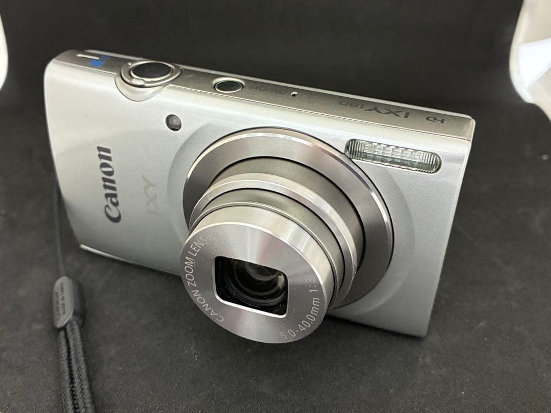 キャノン　デジタルカメラ　IXY180 シルバー