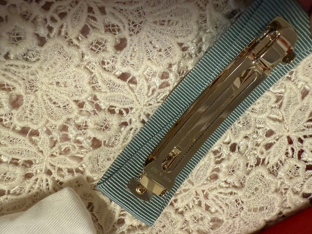 Ferragamo グリーン　バレッタ　リボン　フェラガモ