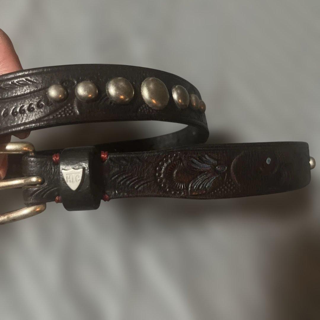 HTC スタッズ付きブラックレザーベルト