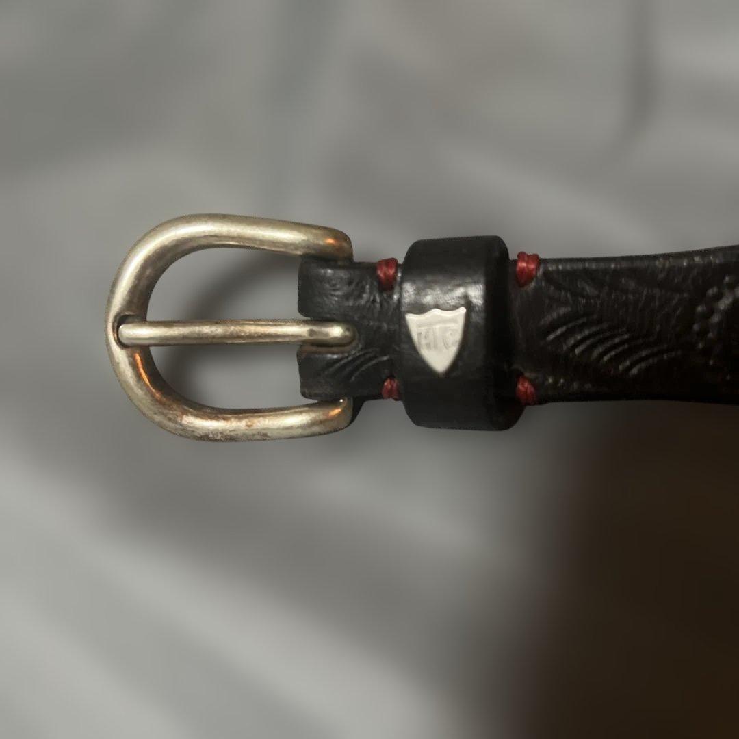 HTC スタッズ付きブラックレザーベルト