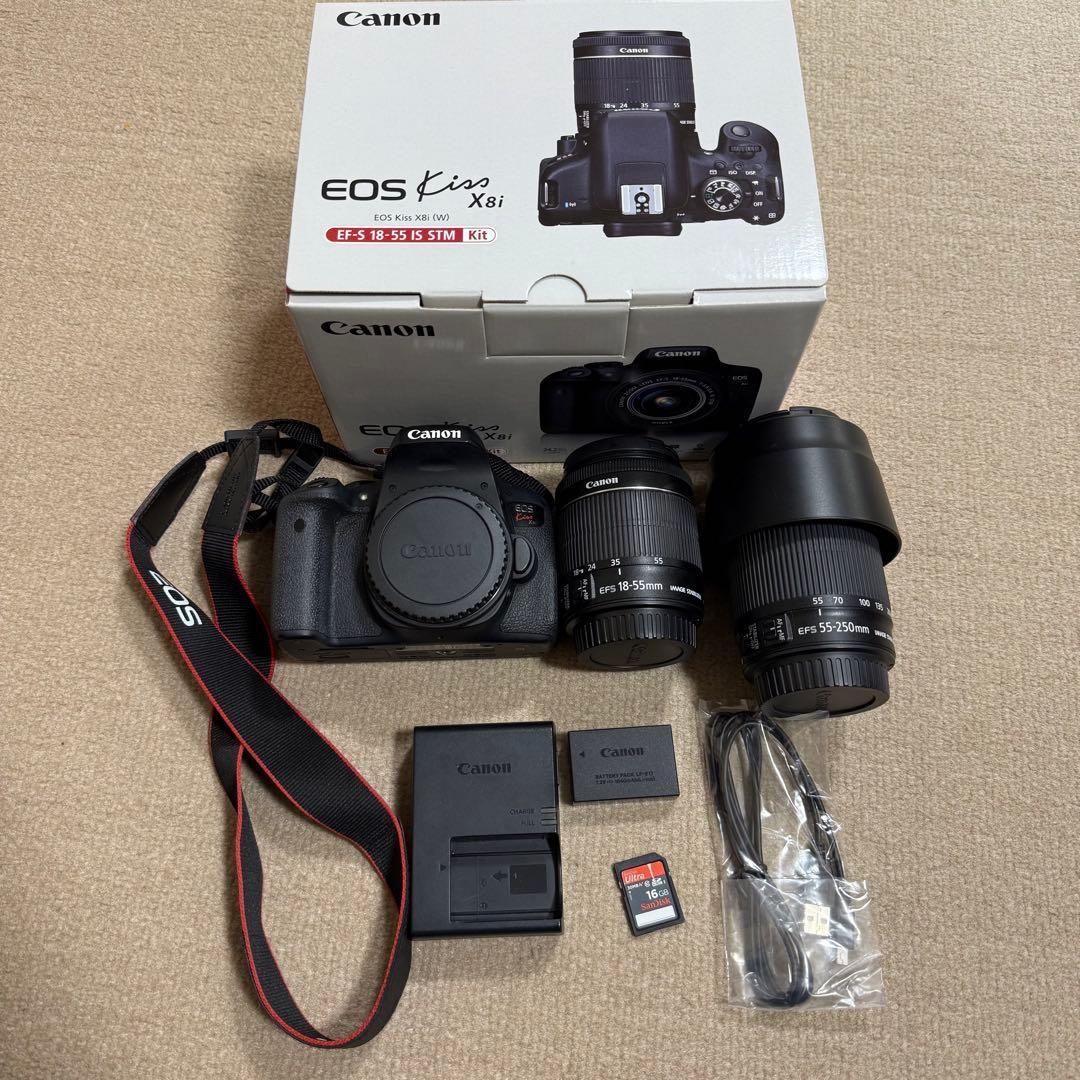 Canon EOS kiss X8i ダブルズームキット
