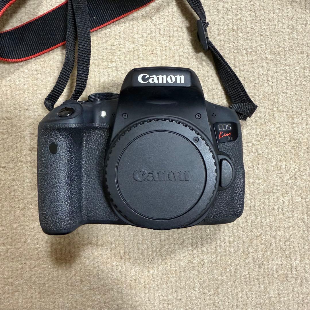 Canon EOS kiss X8i ダブルズームキット