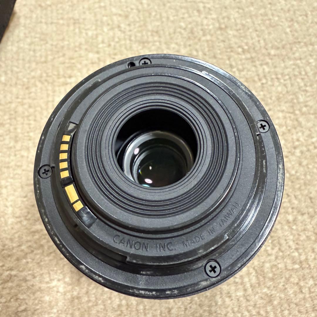 Canon EOS kiss X8i ダブルズームキット