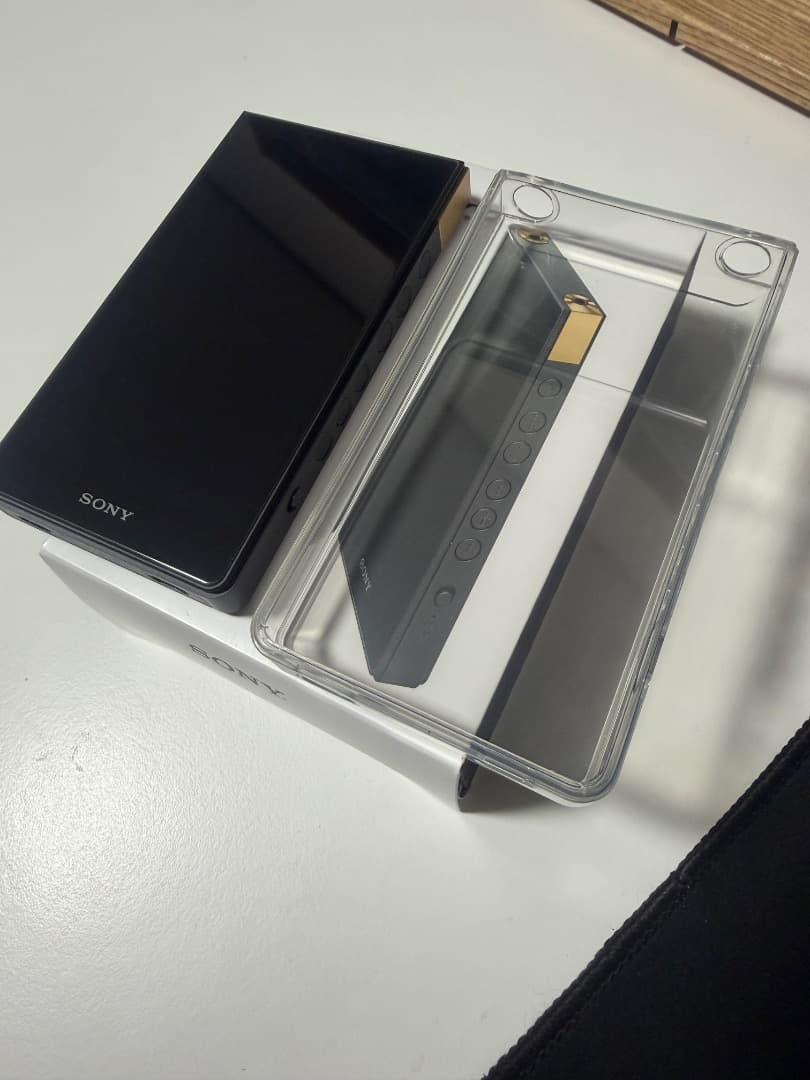 送料無料 新品同様 SONY NW-ZX707 おまけ付き