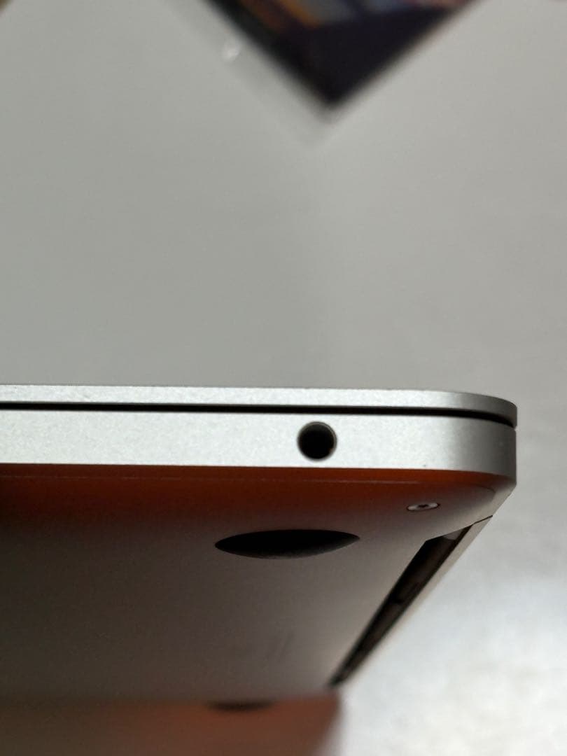 Apple MacBook Pro マウス付き