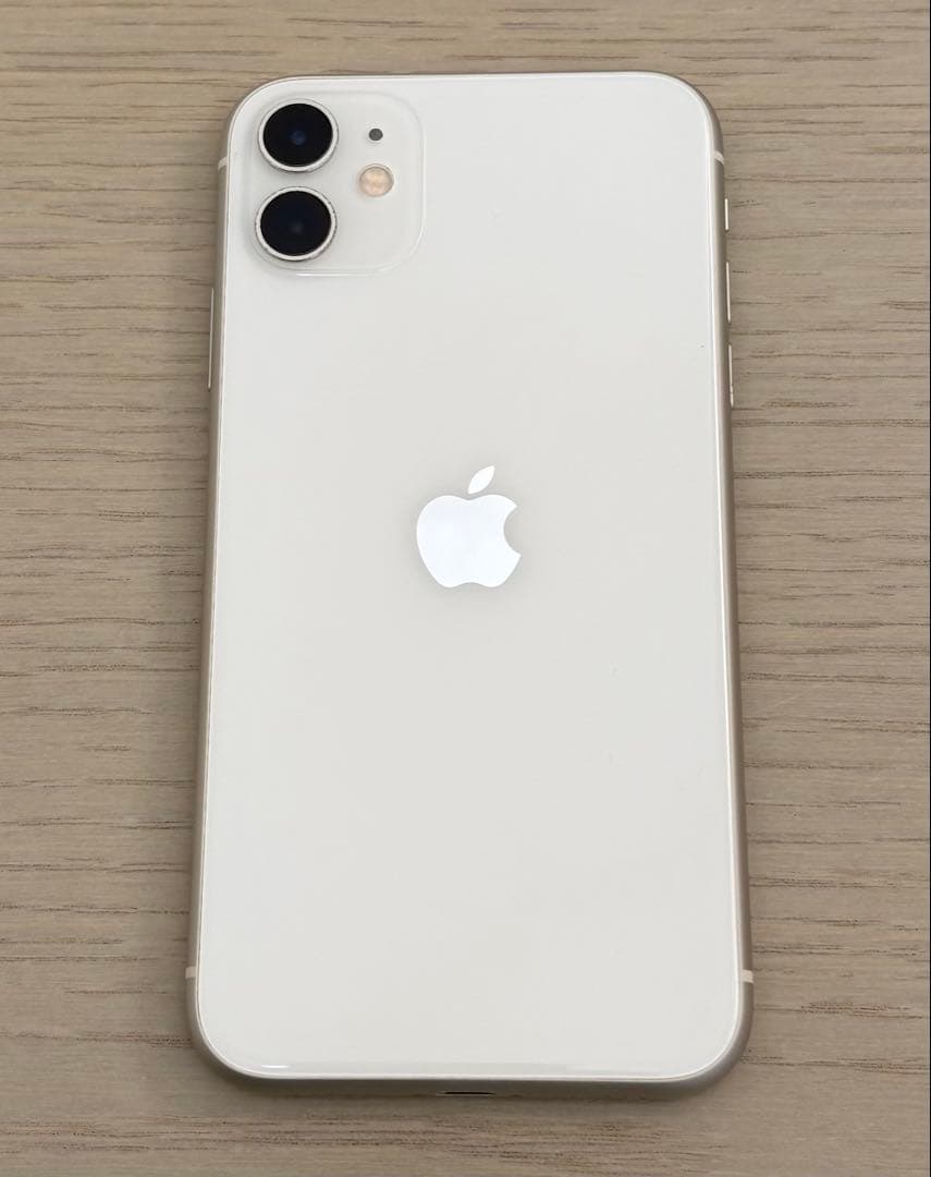 【本体のみ】《側面キズ＆画面やけ有》iPhone11 128GB ホワイト