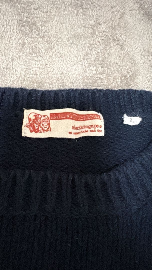 A BATHING APE ネイビー クルーネックセーター 【レア】