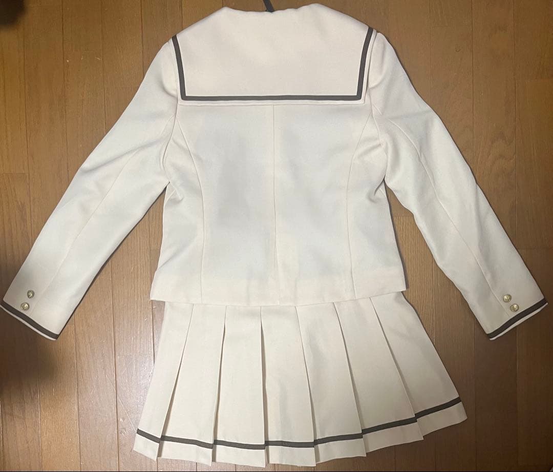 ピンクラテ　卒服　ベージュ　2024年 【最終値下げ】