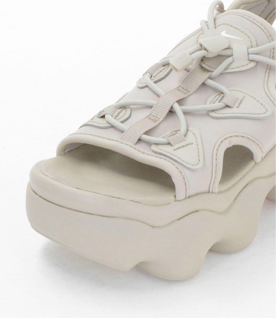 新品未使用箱付★NIKEエア マックス ココ サンダル / ベージュ 22cm