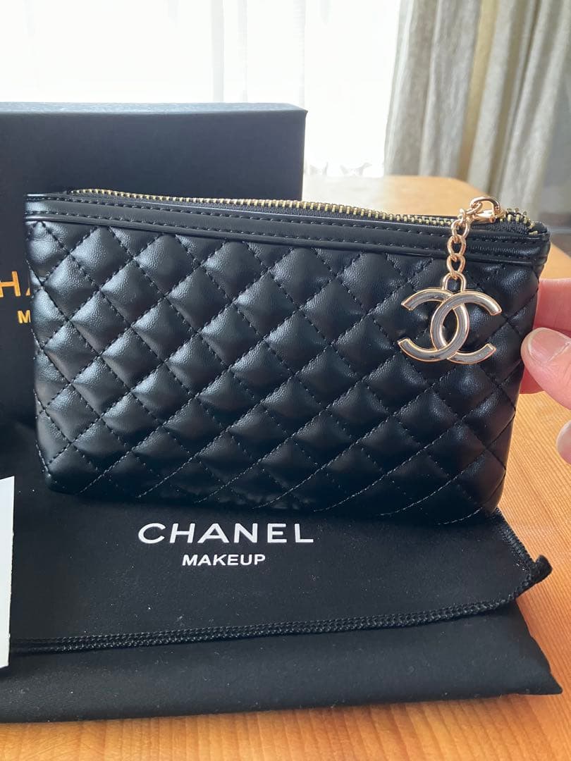 【非売品】CHANEL シャネル キルティングポーチ