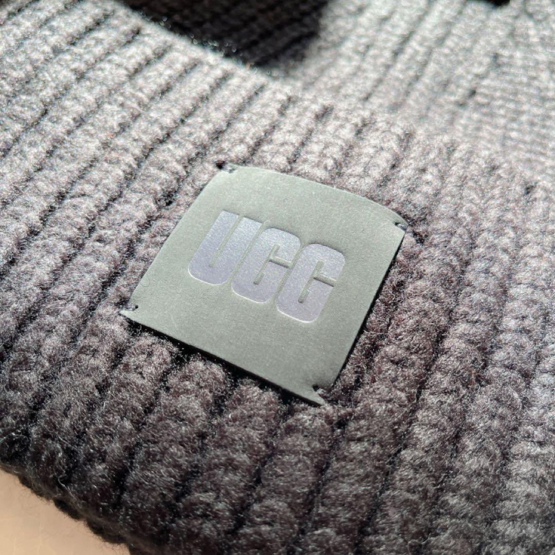 新品未使用 UGG ニット帽 BLACK ブラック