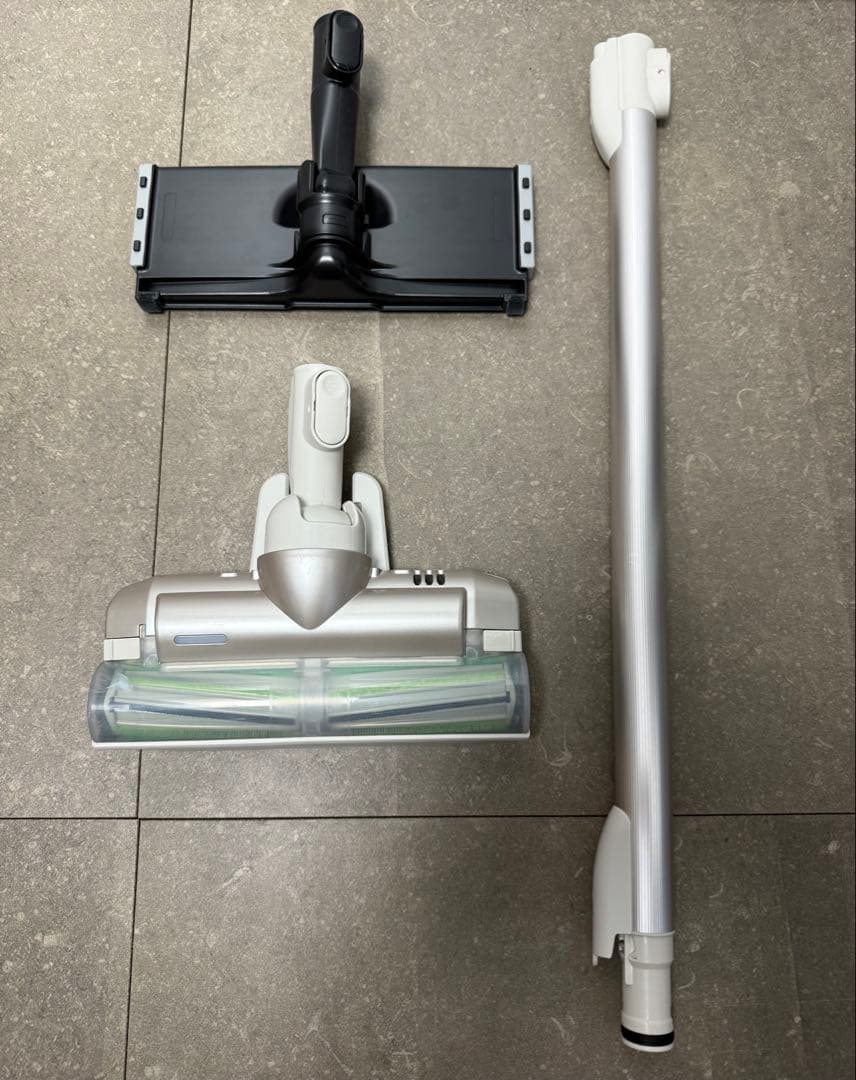 東芝◇トルネオ コードレス VC-CLX73-C メタリックベージュ