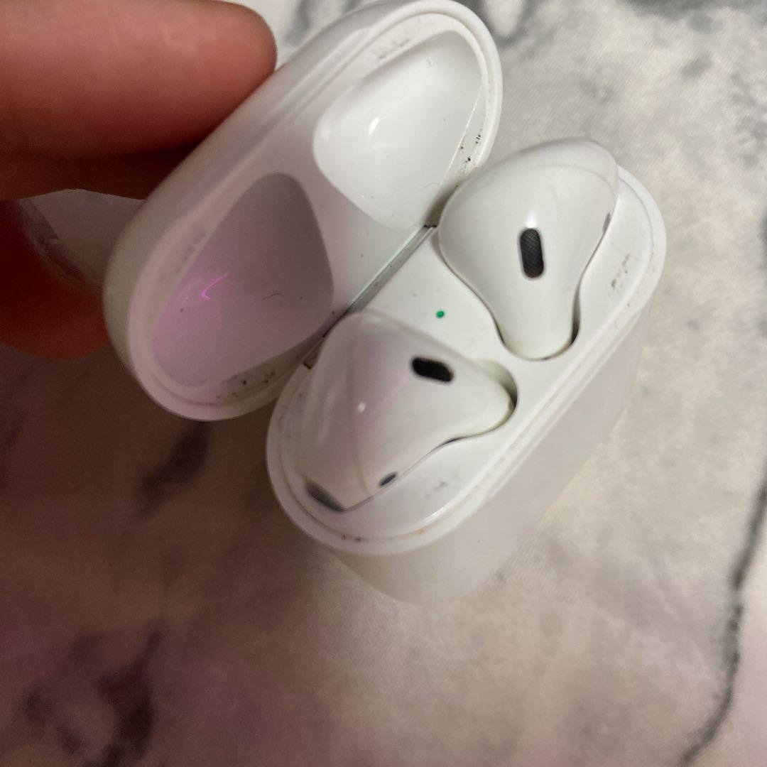 Apple 純正 AirPods