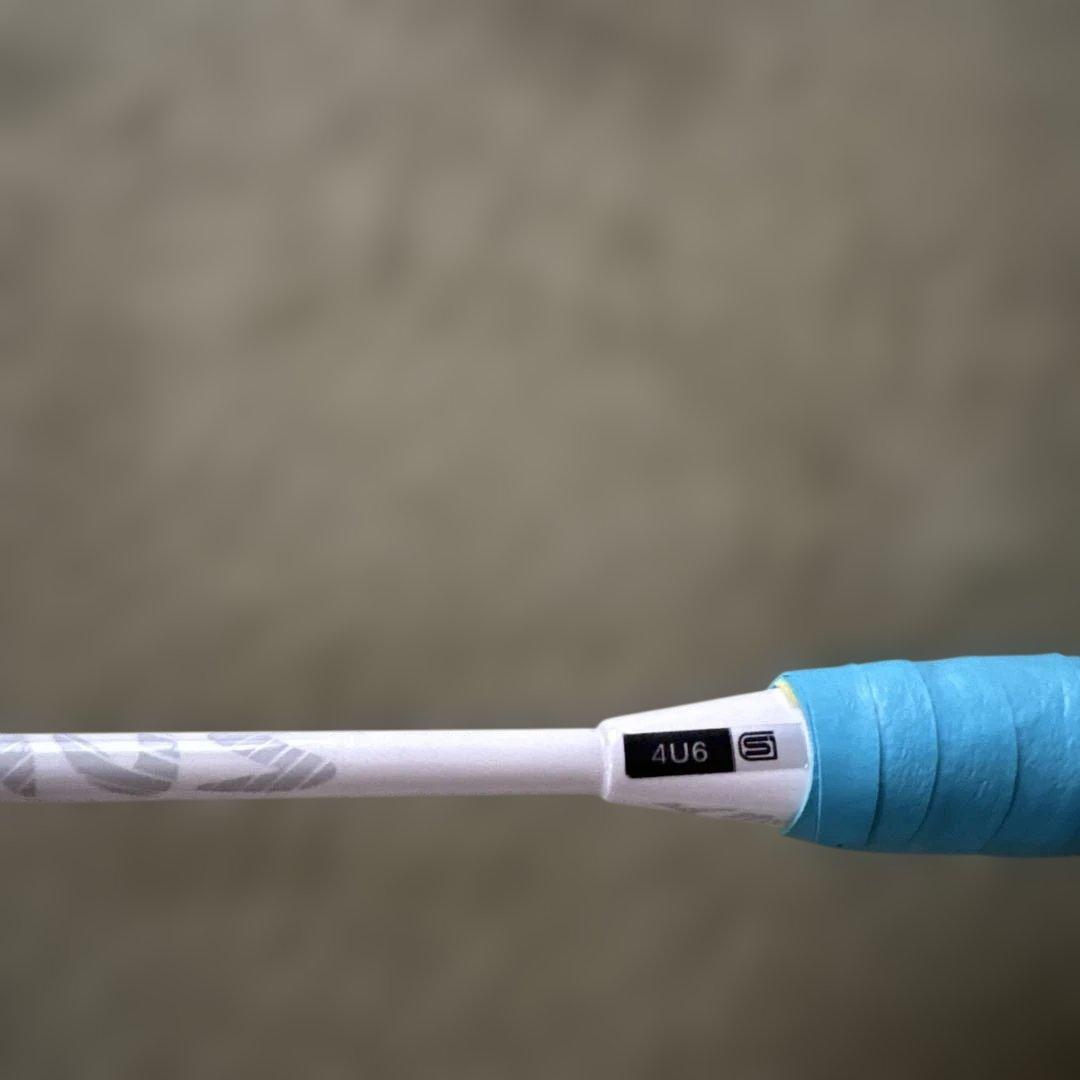 ミズノ　アルティウス03feel バドミントンラケット