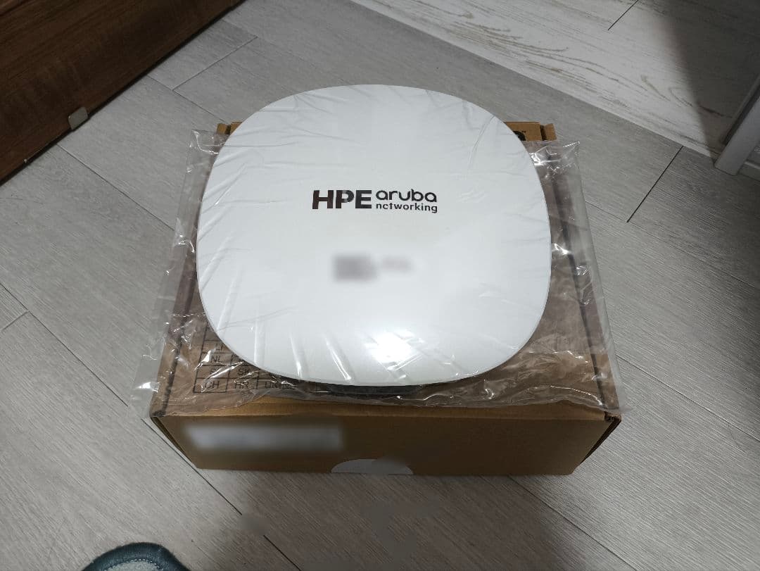HPE Aruba AP535 2台 新品 設置金具 PoEスイッチ コンソール