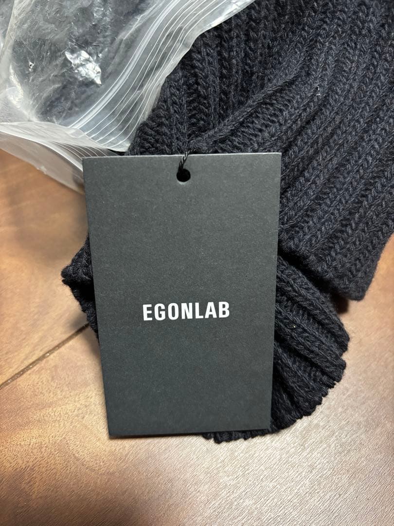 【新品未使用】 Egonlab. ラインタートルネックニット