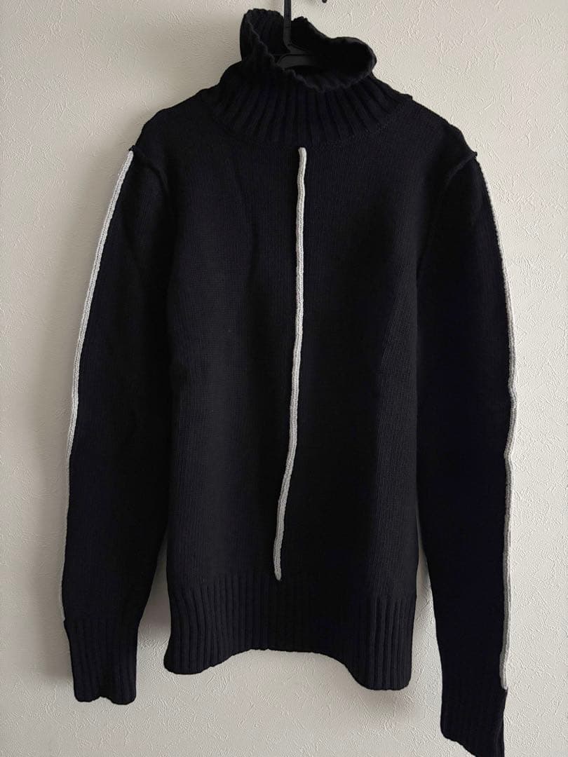 【新品未使用】 Egonlab. ラインタートルネックニット