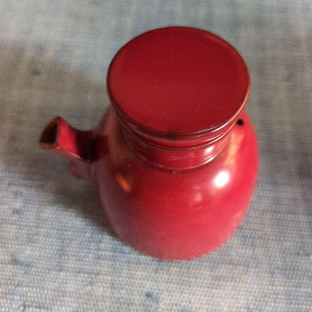 瀬戸國勝さんの輪島塗醤油差し