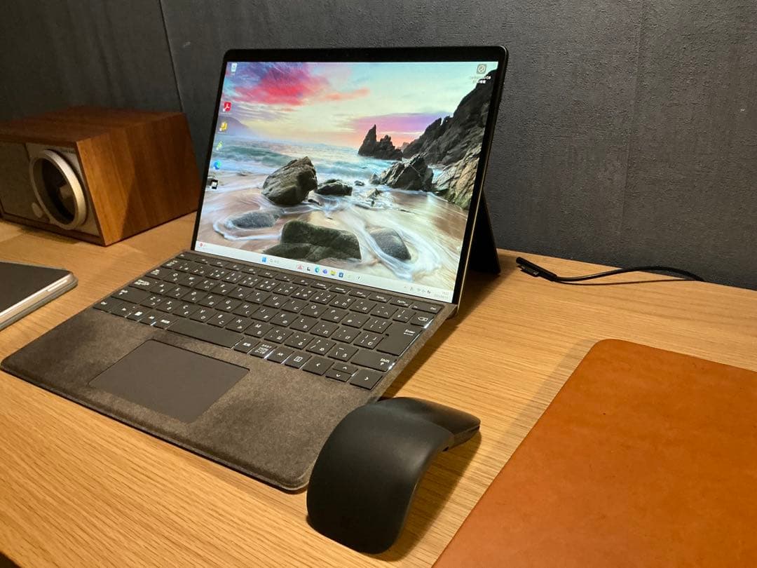 surface pro8 i5モデル　RAM8GB メモリ256GB