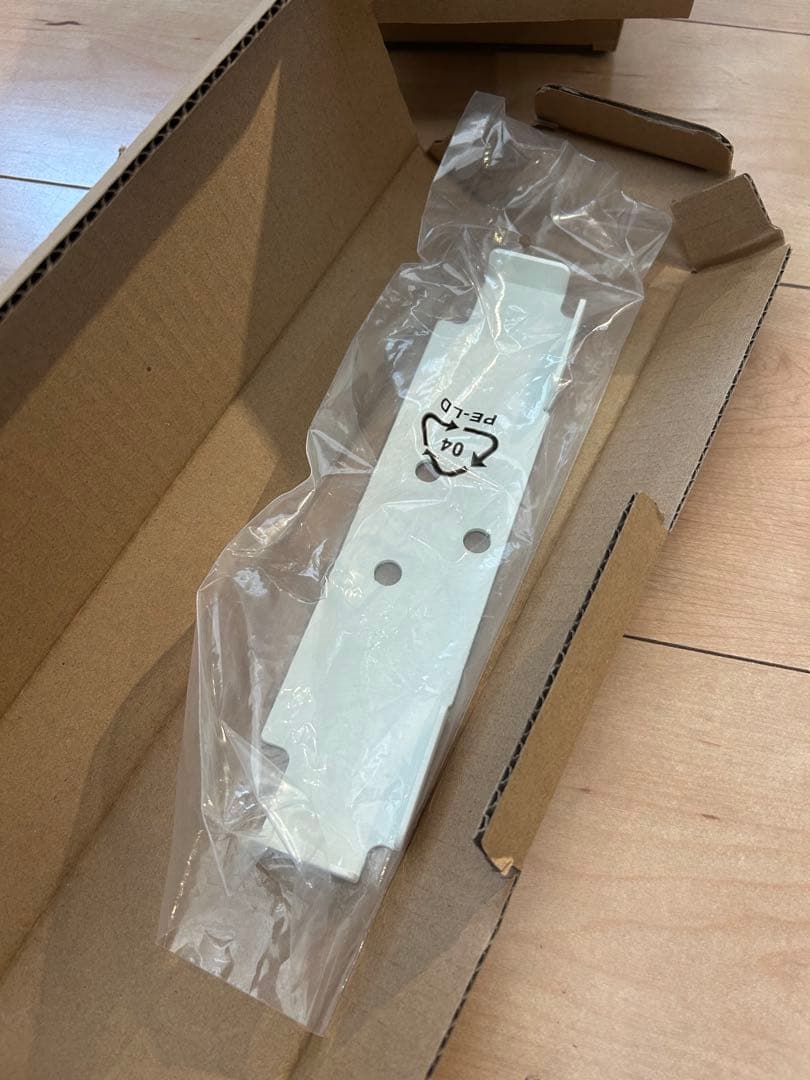 テレビ台　WALL B1 スタンド 32~65インチ対応　キャスター付き