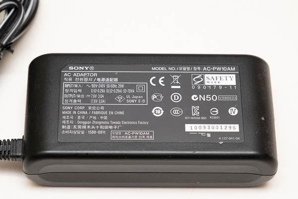 クリップオンモニターSONY CLM-FHD5