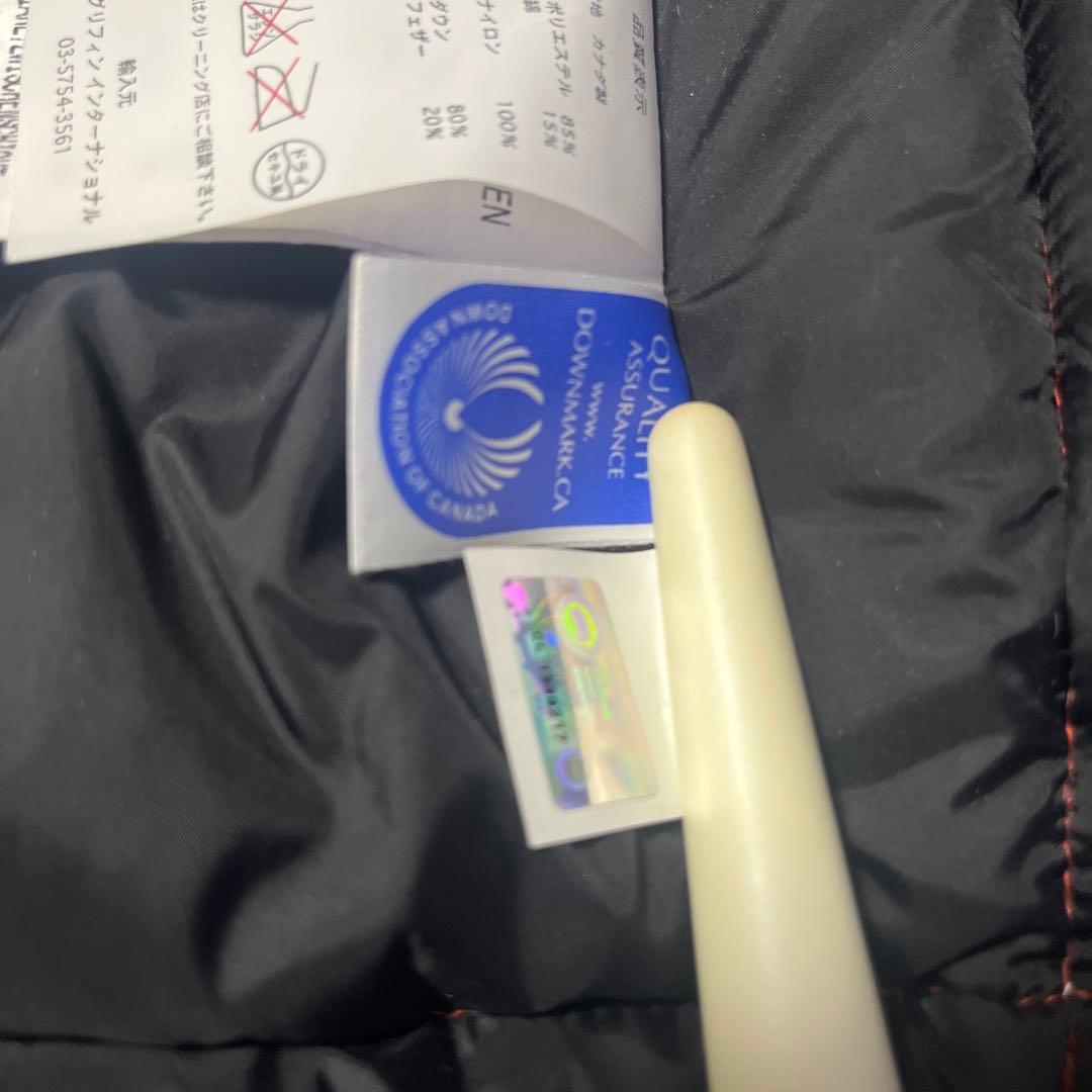   レッド ダウンベスト