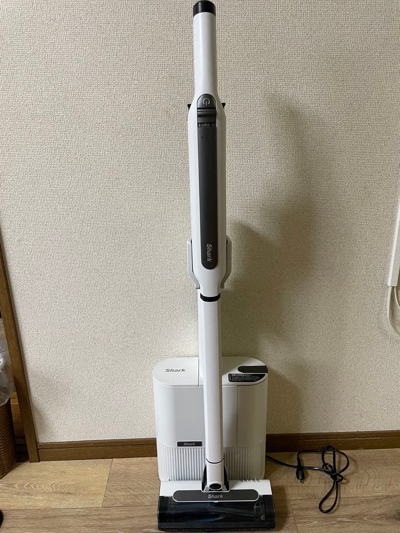 【美品】シャーク 掃除機 EVOPOWER SYSTEM STD+ ノズル3個付