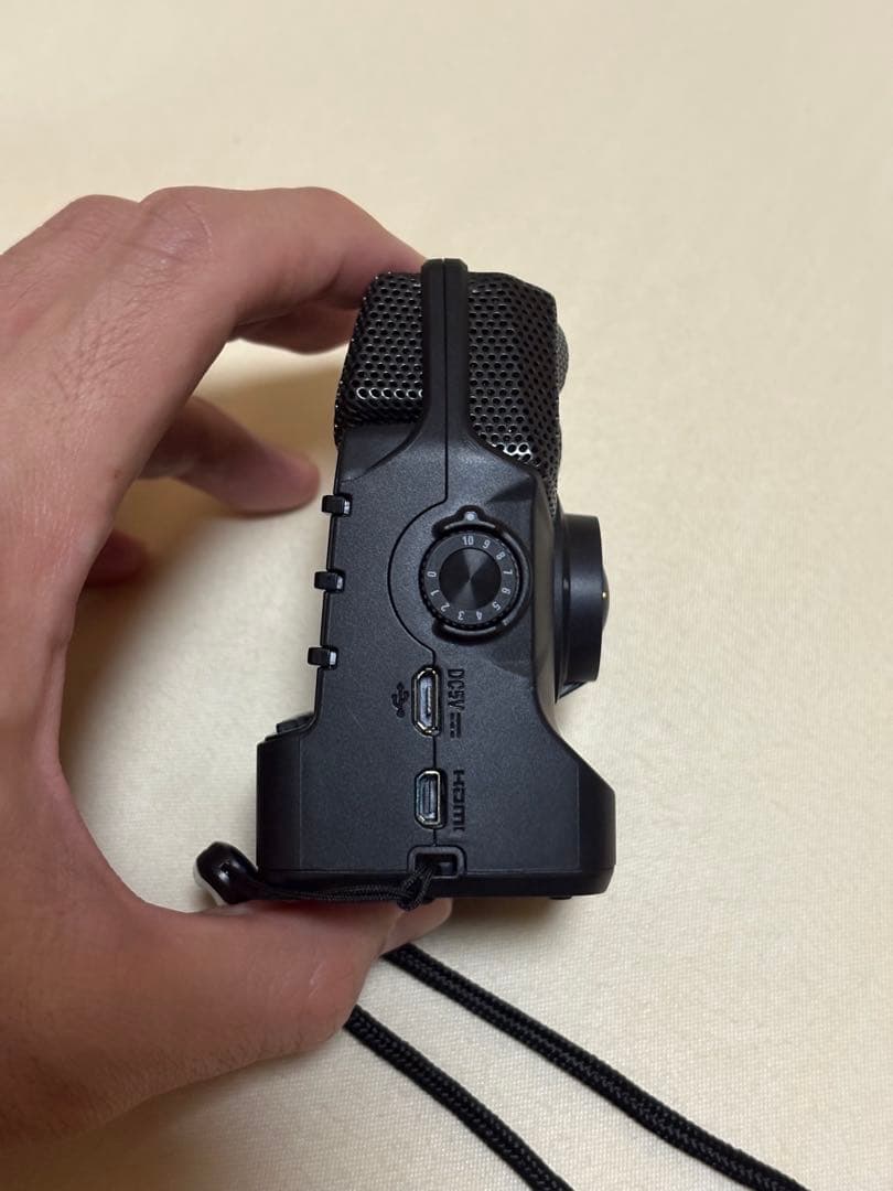 ZOOM Q2n ハンディビデオレコーダー