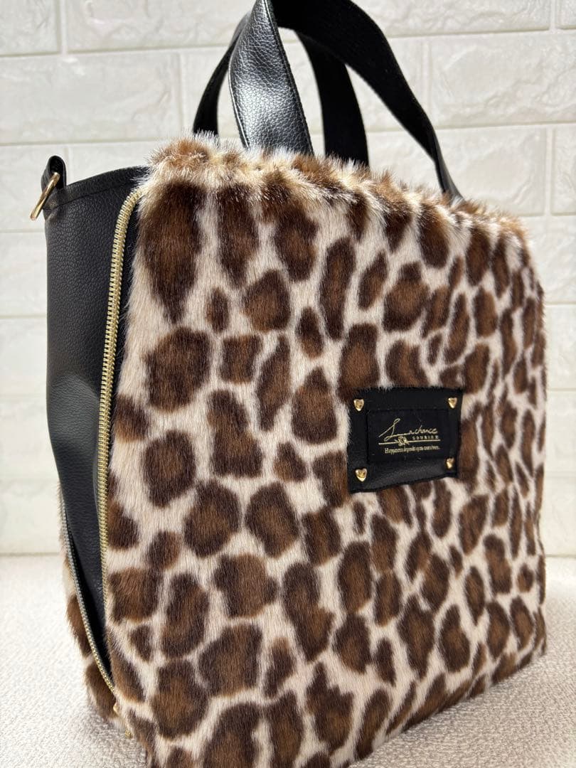 う*ん様 コヤンイサムチョン　サイドファスナーバッグ　サンダーちゃん　ヒョウ柄
