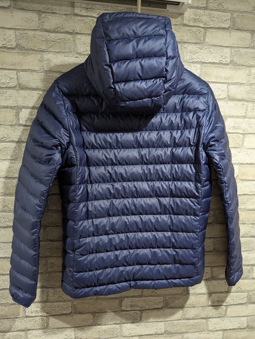 Patagonia ダウンセーターフーディ 濃紺 美品 xs